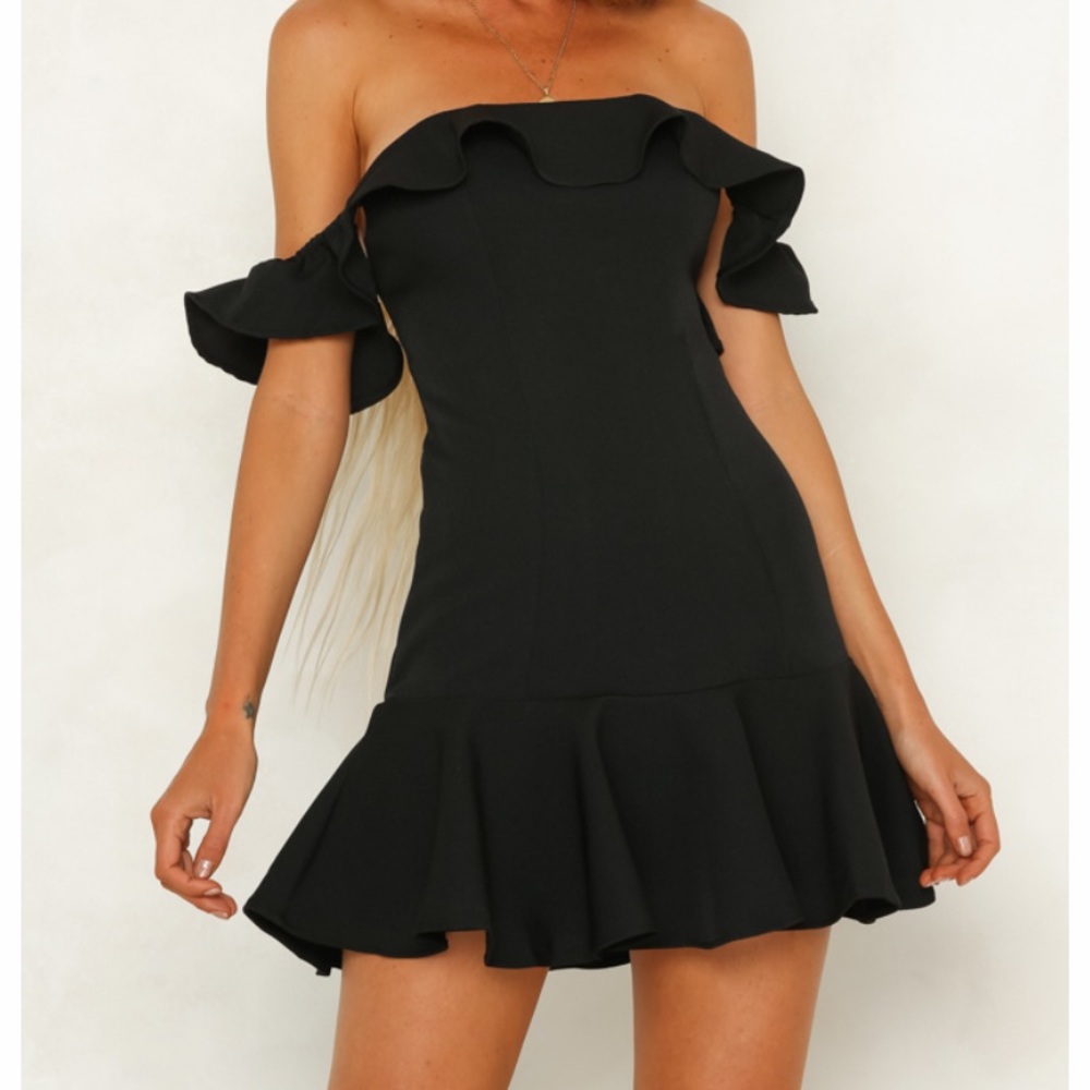 Hello Molly Black Eleni Dress